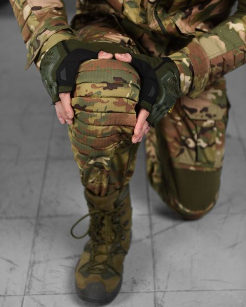 Чоловічий посилений тактичний костюм мультикам з наколінниками, налокітниками та подушками на плечах 83961 фото